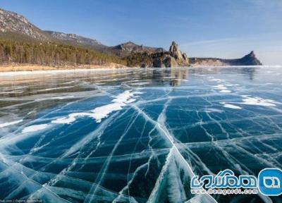 دریاچه بایکال ، خطوط زیبایی یخ زده بر روی دریاچه