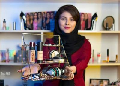 آنالیز استند لوازم آرایشی مدل اونیکس؛ طراحی شیک و نسبتا مقاوم