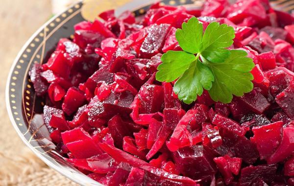 طرز تهیه انواع سالاد لبو ویژه شب یلدا طرز تهیه انواع سالاد لبو ویژه شب یلدا